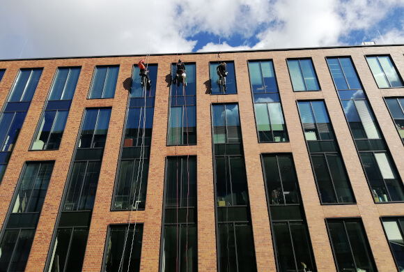 Cleaning windows and facades