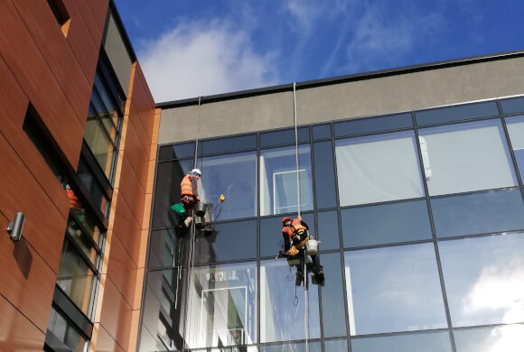 Cleaning windows and facades